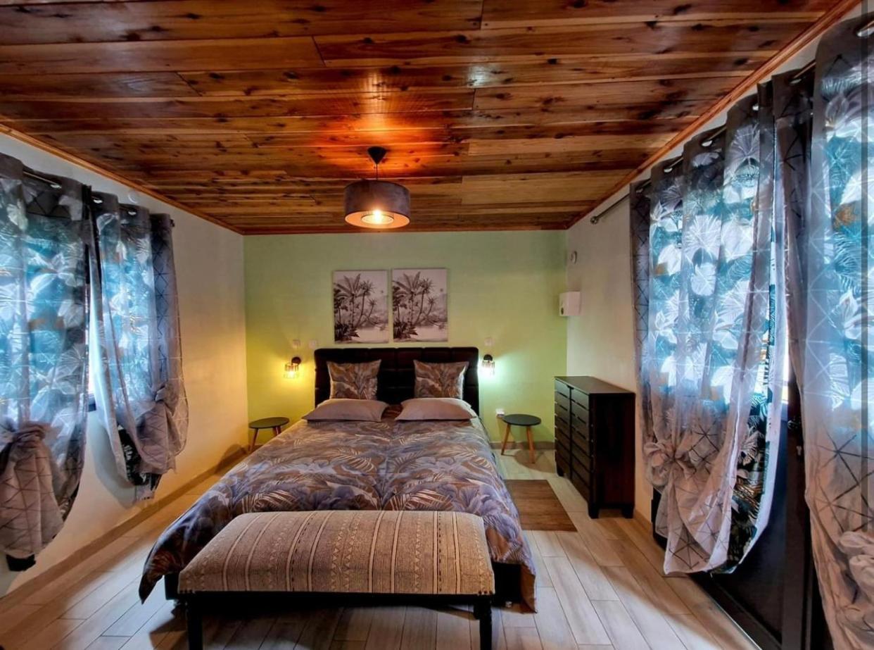 Chambres Et Tables D'Hote Du Voyageur La Plaine-des-Palmistes Dış mekan fotoğraf