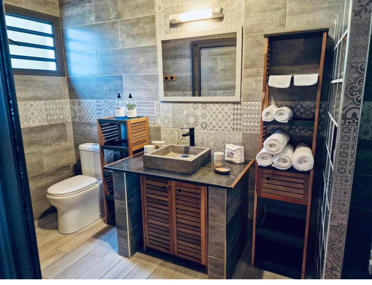Chambres Et Tables D'Hote Du Voyageur La Plaine-des-Palmistes Dış mekan fotoğraf